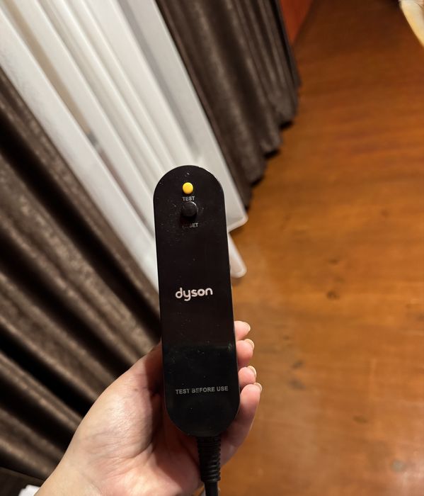 Фен-випрямляч Dyson airstrait