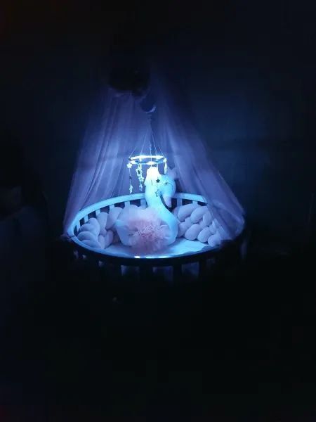 СрОчнО!!Детская кроватка с маятником в полном комплекте!!!