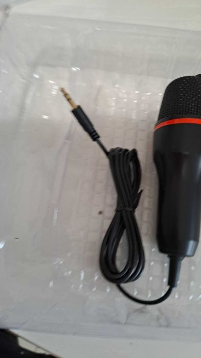 Microfone condensador ME 4 RGB. Som profissional. Novo.