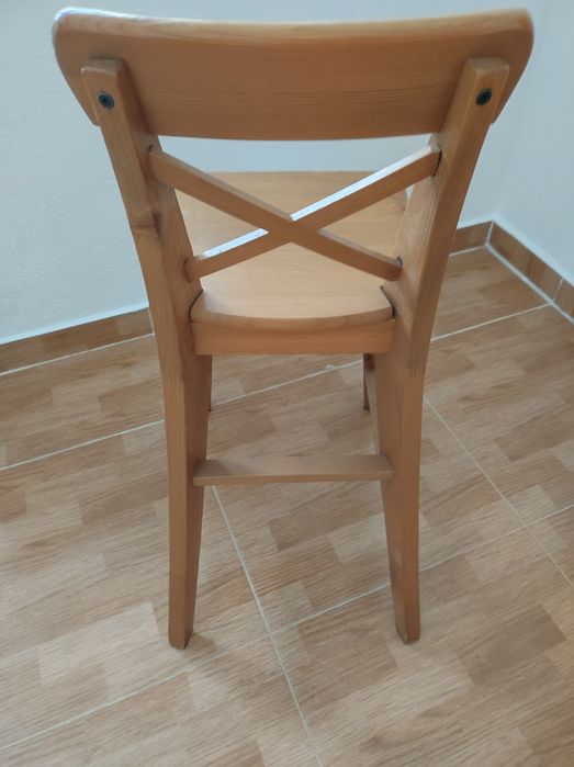 Cadeira de alimentação pinho