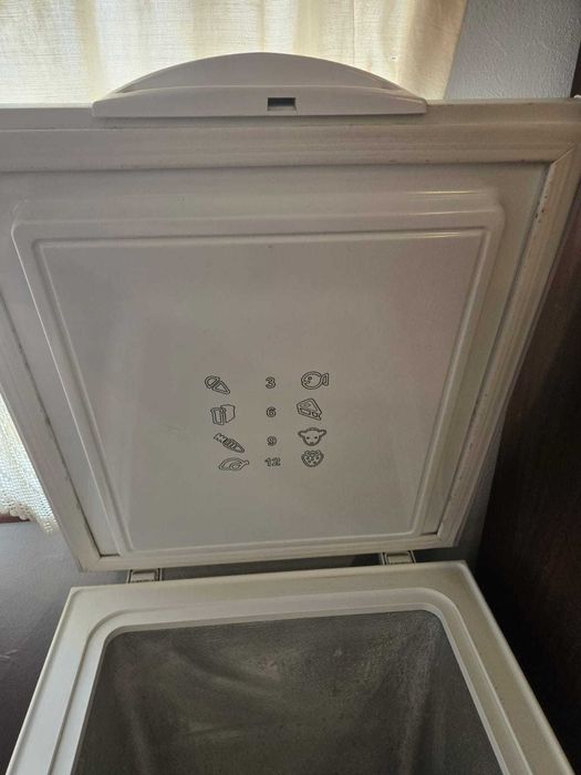 Arca congeladora Kunft