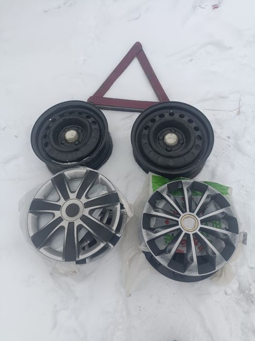 Продам на 14 ковпак діски