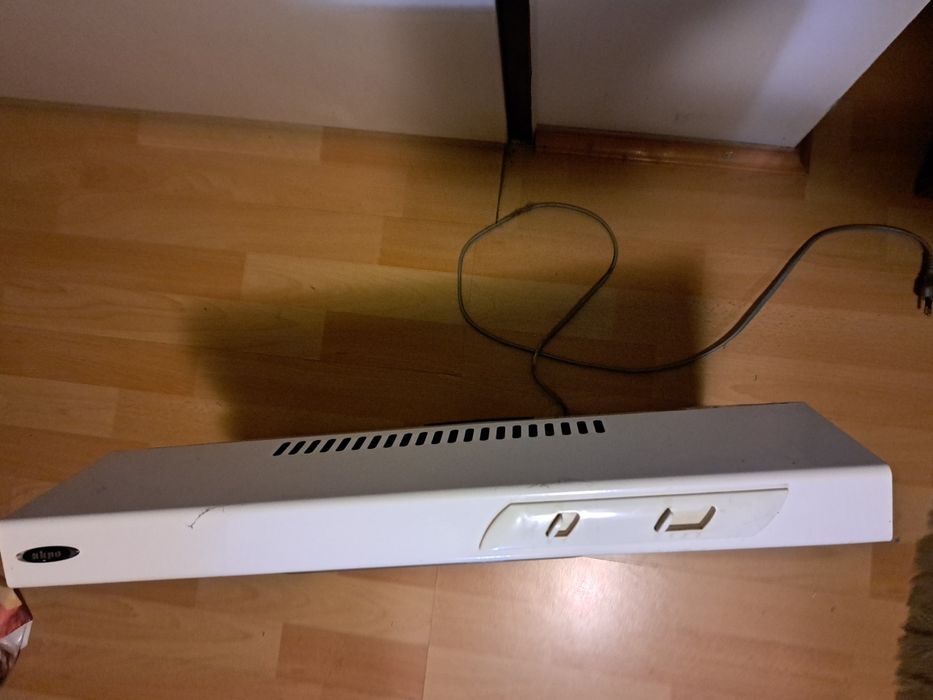 Sprzedam okap prawie nowy z filtrem