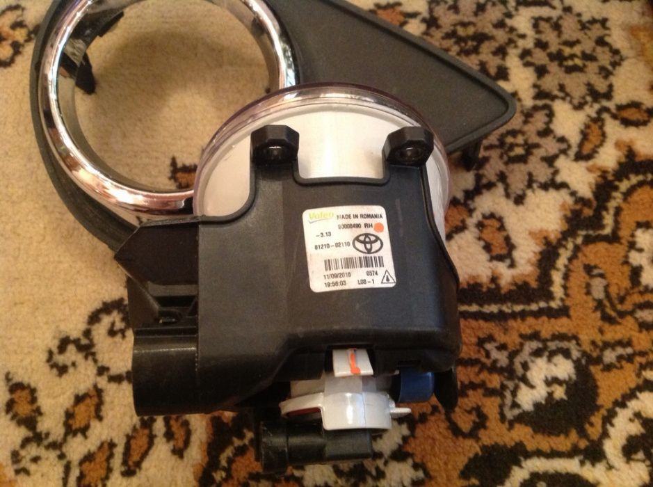 Продам галогенні фари дві шт