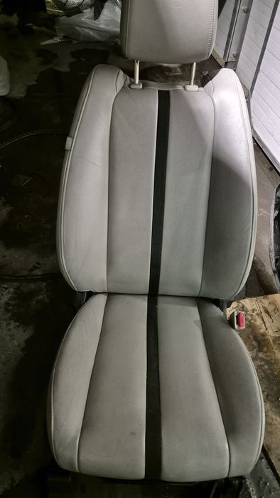 Fotel fotele kanapa boczek komplet mazda cx-7 Europa cx7  skóra elektr