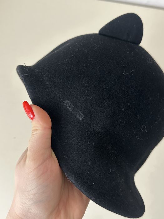 Капелюх - берет жіночий  з вушками