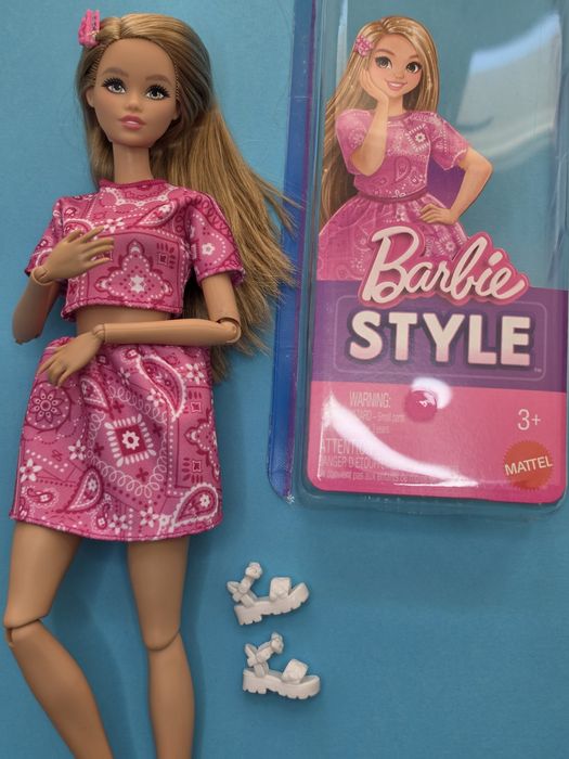 Barbie Odile Deluxe Style