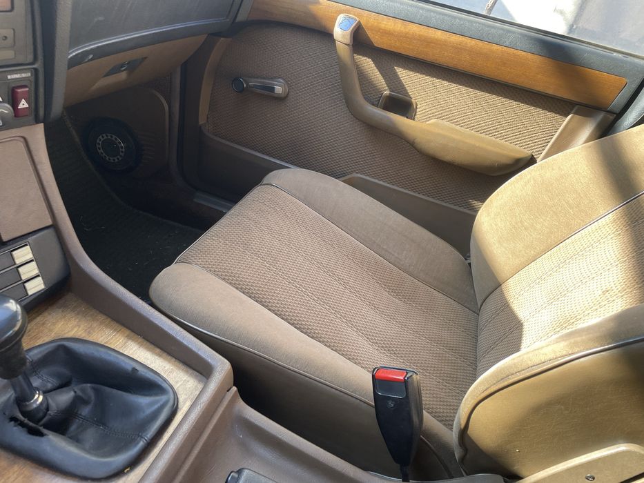 Bmw 7 e23 дві шт не завершений проект