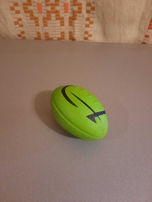 Эспандер кистевой Мяч регби эспандер резиновый