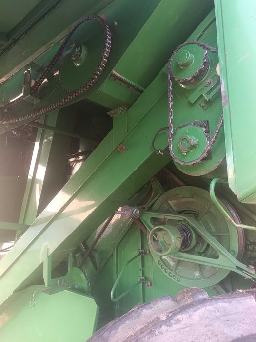 Продам бу Джон Дір 1065