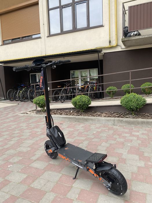 Продаю свій власний самокат KuKirin G2 2025