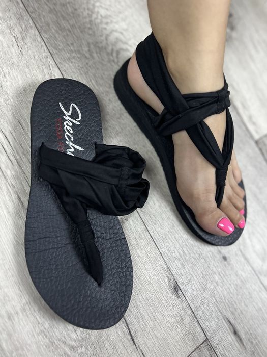 Skechers Yoga Foam сандали шлепанцы 38 размер оригинал черные шлепки