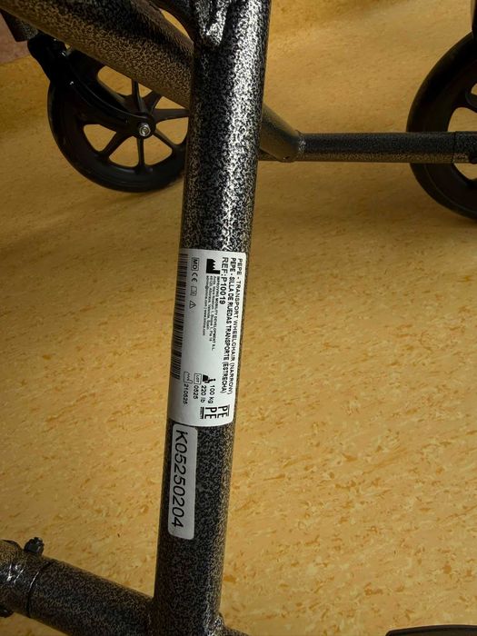 Cadeira de rodas - PE PE Mobility