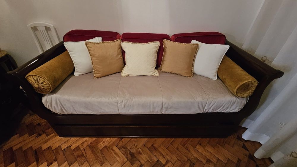 Cama soleiro estilo Louis XVI