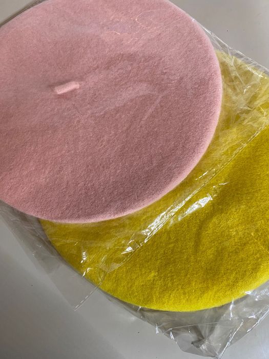 Берет жіночий новий