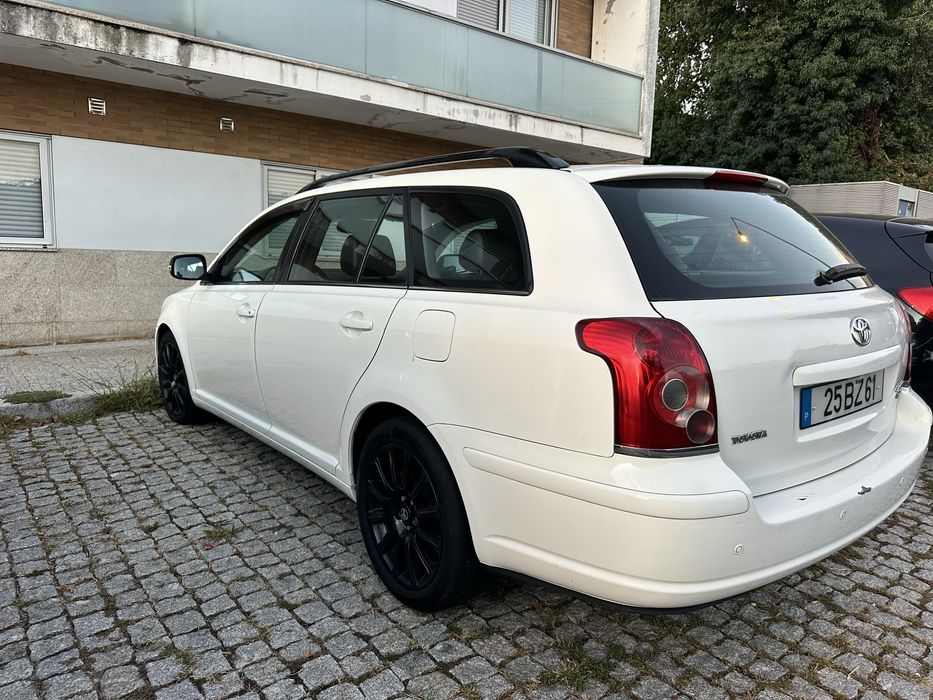 Toyota Avensis 2.0D-4D — photo 3