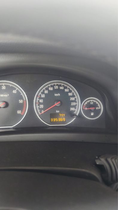 Opel vectra  2005