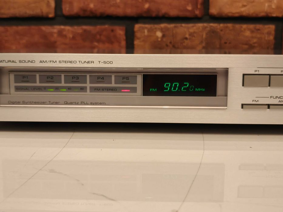 YAMAHA T-500 ! Znakomity tuner stereo w pięknym stanie !
