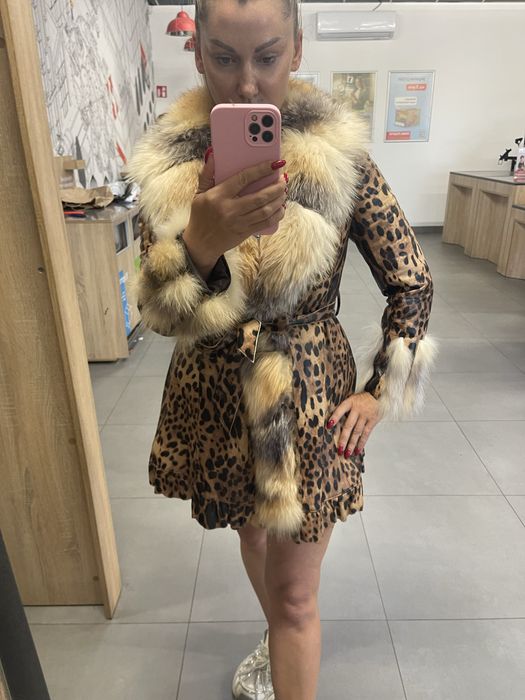 Пальто шкіряне, леопардове з хутром!