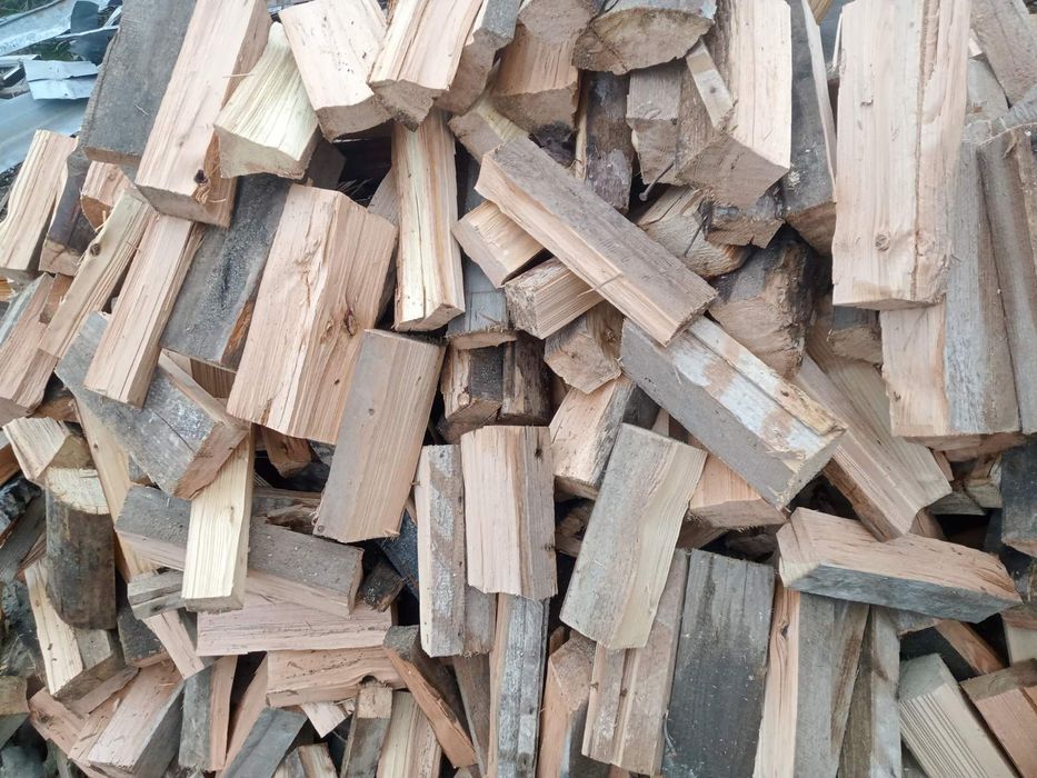Дрова Твердых и Мягких  пород. Колотые.Доставка