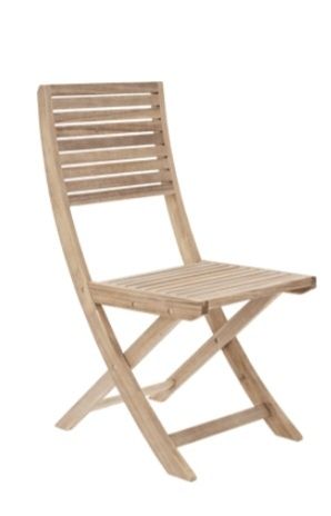 Mesa  com duas cadeiras em madeira