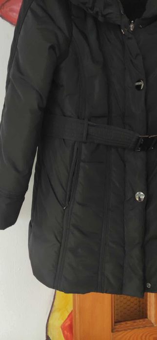 Kurtka zimowa z odpinanym kołnierzem