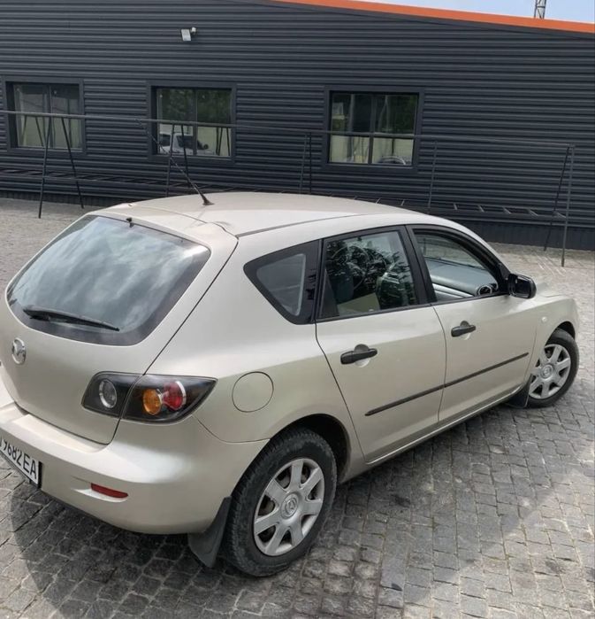 Mazda 3 гарний стан