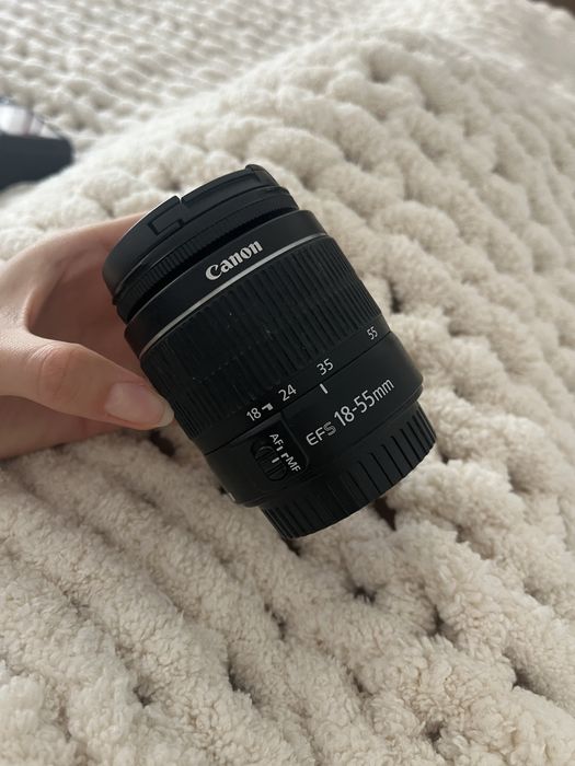 Canon EOS 1200D com 2 lentes e carregador