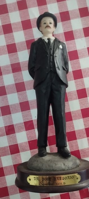 Estatueta dr. José Gregório