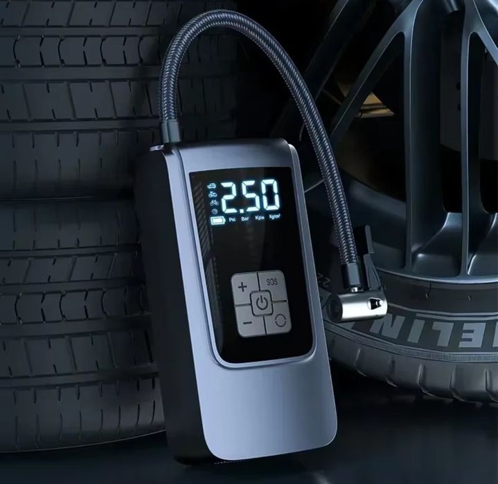 Elektroniczny kompresor/pompka 12V z akcesoriami.