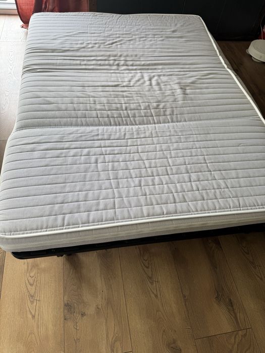 Sofa dwuosobowa rozkladana do spania