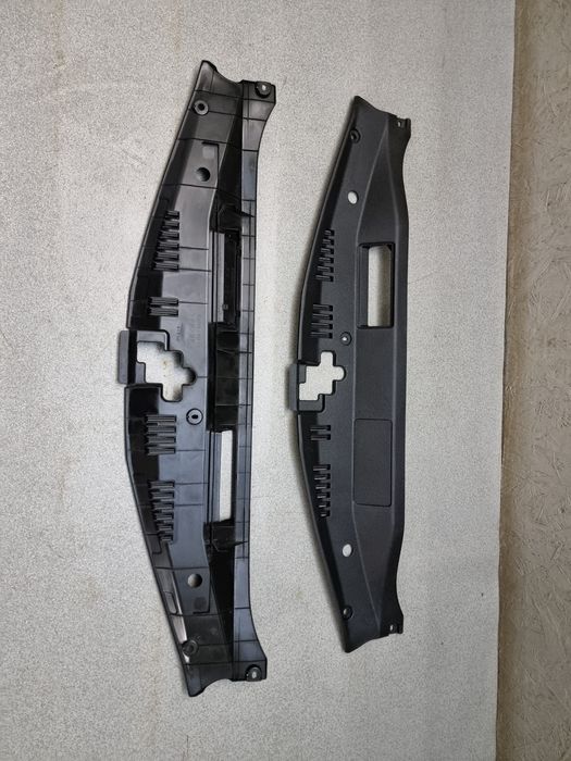 Накладка замкової панелі Toyota Camry 70 розборка 2018-2024