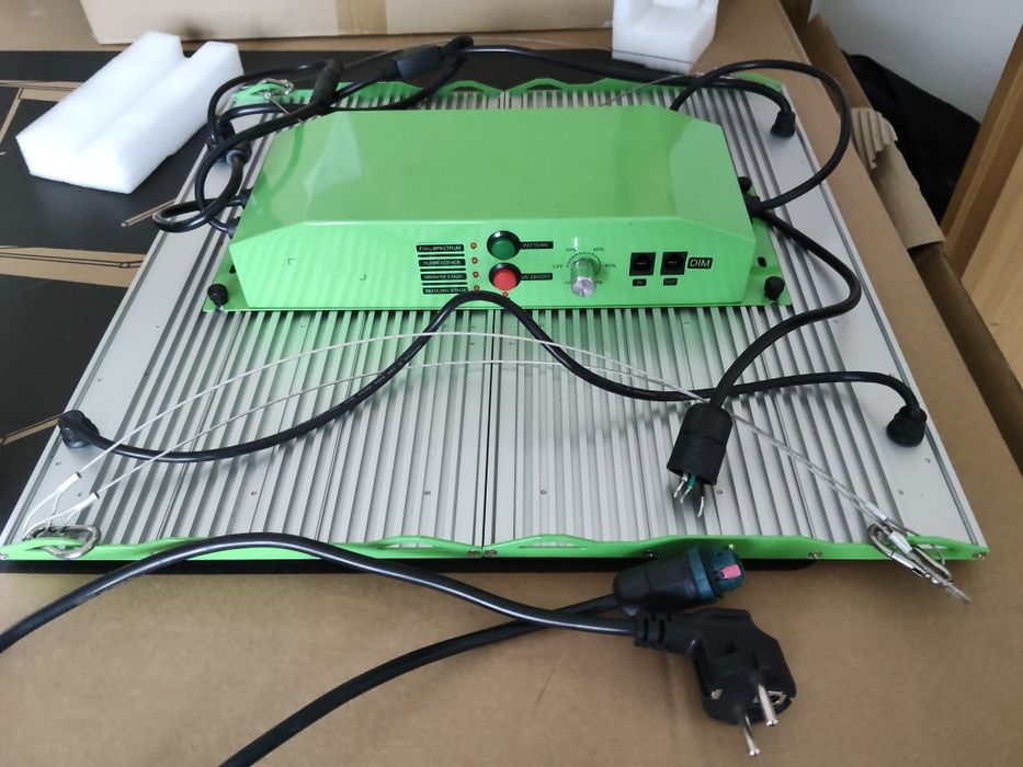 Profesjonalny Panel LED Grow 320W Samsung 21C16B Full Spectrum