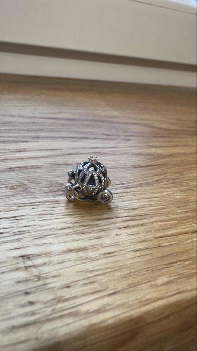 PANDORA Disney - karoca Kopciuszka