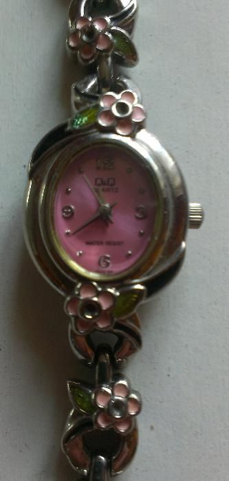 Часы женские электронные