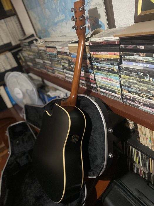 Godin / Art & Lutherie CW Cedar Black QI