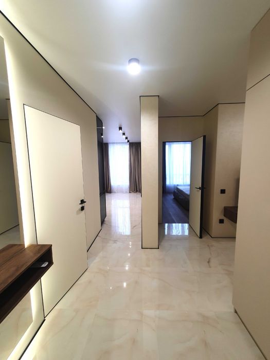 Продаж 1,5-кімнатної квартири поруч міського озера та парку_RD