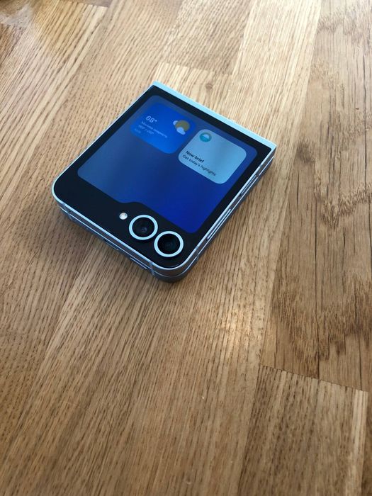 samsung galaxy Flip 6 256