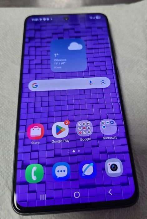 Продам смартфон Samsung Galaxy S21 FE 5G