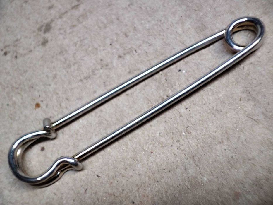 Булавка декоративная стальная для шарфа, шали и др. 75х16 мм