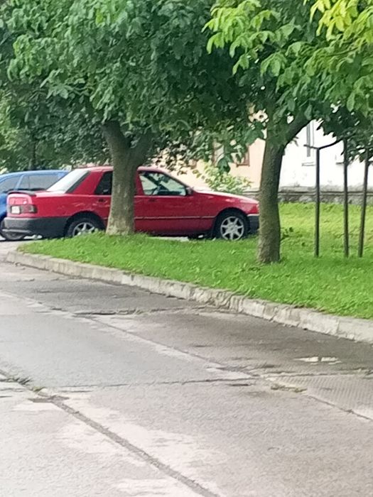 Срочно Ford sierra 2.0