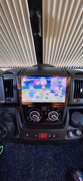 Vendo Autocaravana   ADRIA   MATRIX 680 SP    5 LUGARES  -  5 DORMIDAS