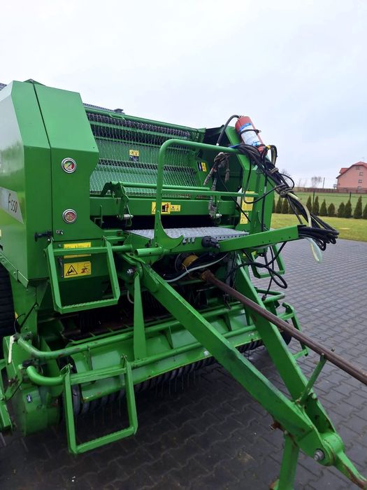 Prasa belująca Mchale F 550 rotor noże opuszczana podłoga  lely claas