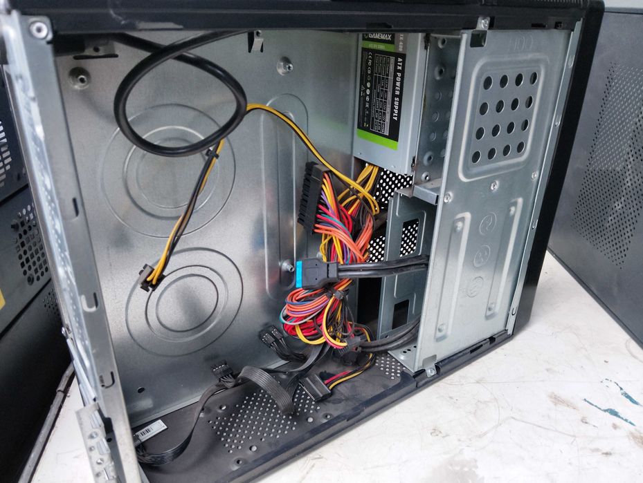 Корпус mATX з Блоком Живлення 400Вт