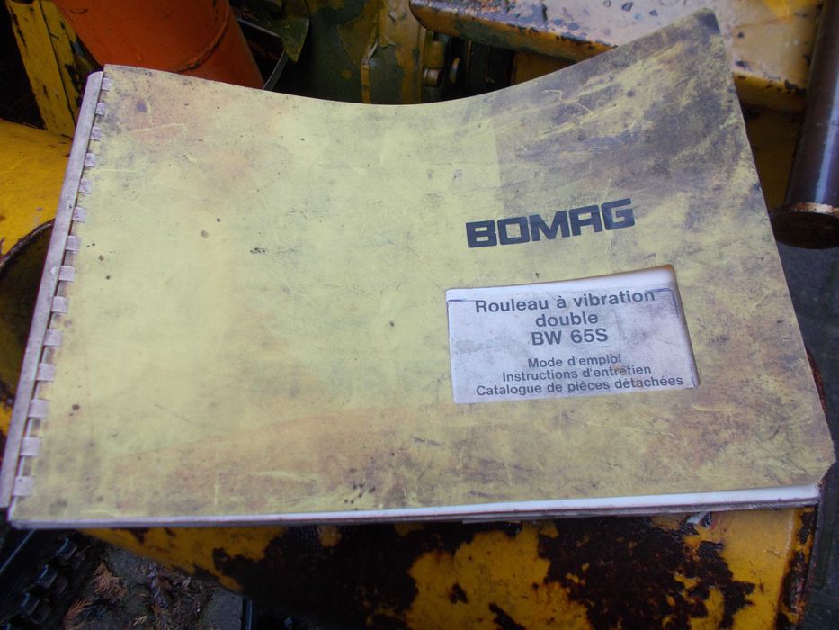 walec zageszczarka prowadzony BOMAG BW 65