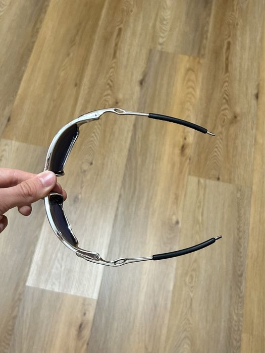 Oculos juliet prateados