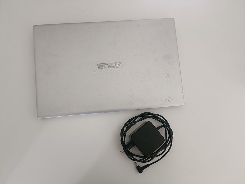 ASUS VivoBook F512JP