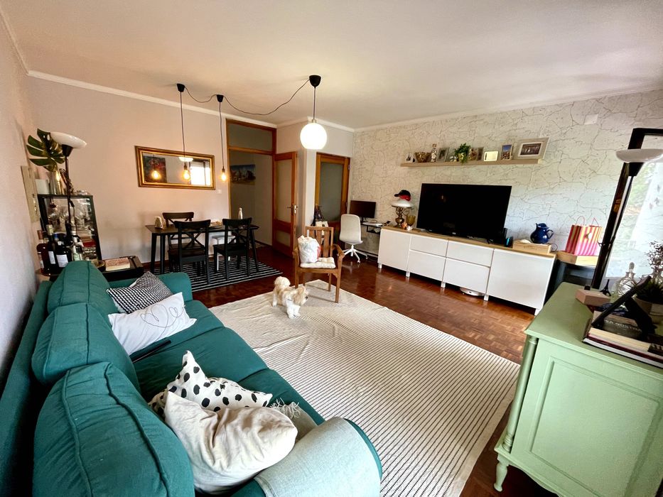 Triplex T3 para arrendamento - Praia Santo Amaro