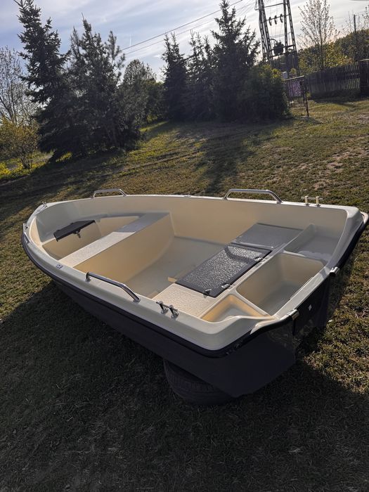Łódź łódka wiosłowo-motorowa 380