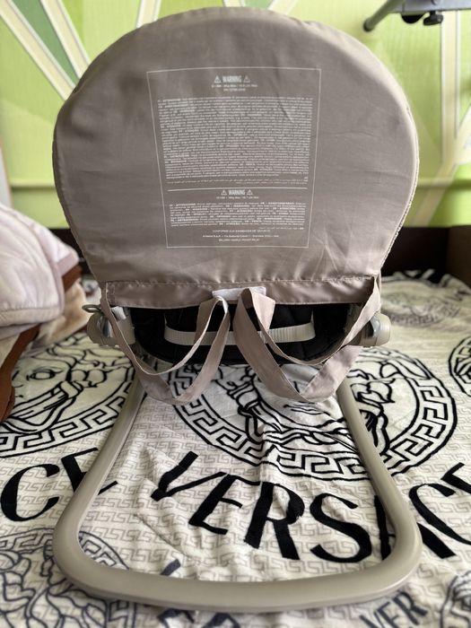 Крісло-гойдалка Chicco Hoopla темно-бежеве